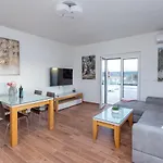 Rtina Appartements דירה רטינה