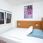 Rtina Appartements * רטינה