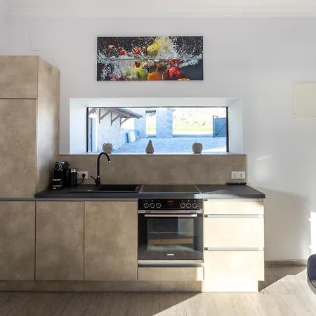 Rtina Appartements * רטינה