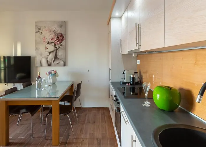 Rtina Appartements * Rtina