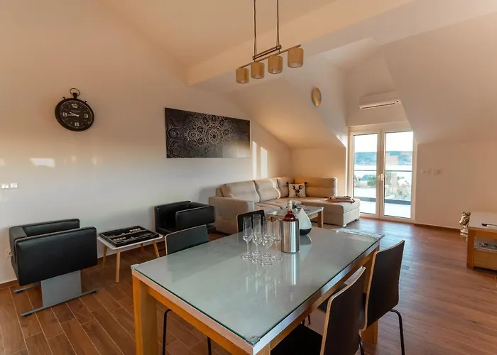 Rtina Appartements * Rtina