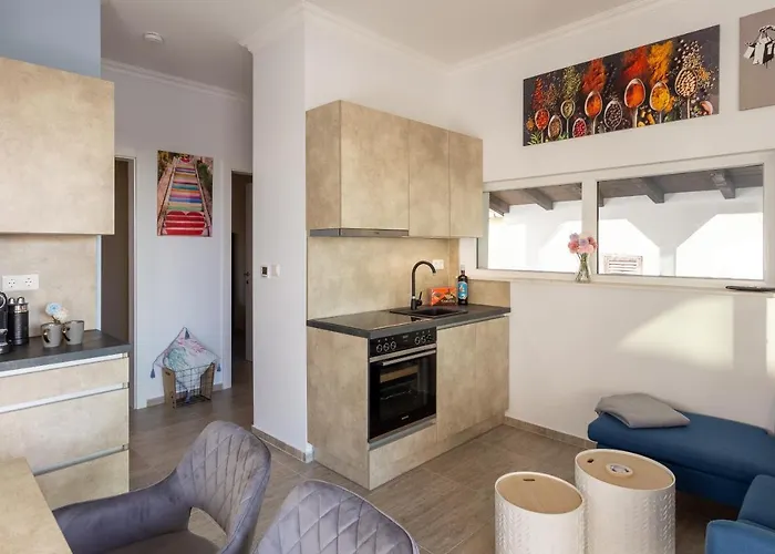 Lägenhet Rtina Appartements