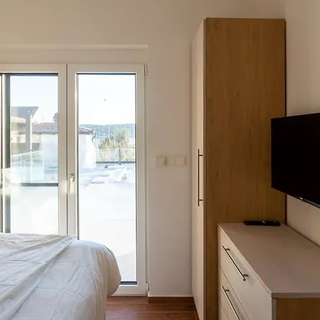 Rtina Appartements * Rtina