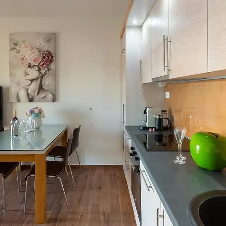 Rtina Appartements * Ртина