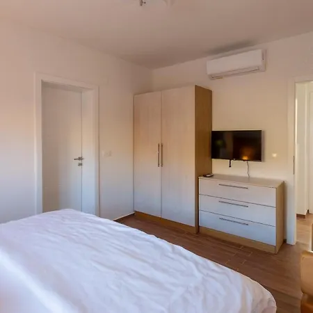 Rtina Appartements Апартаменты