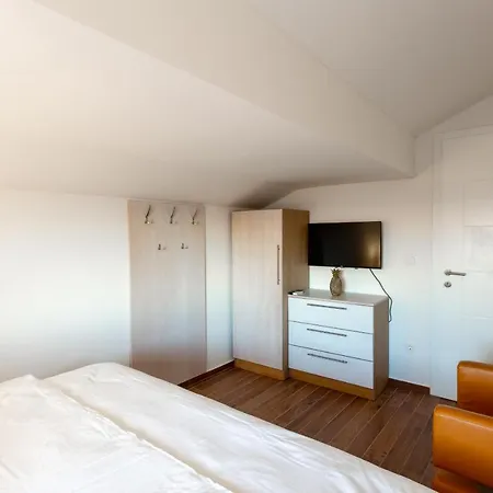 Rtina Appartements * Ртина
