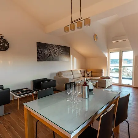 Rtina Appartements * Ртина