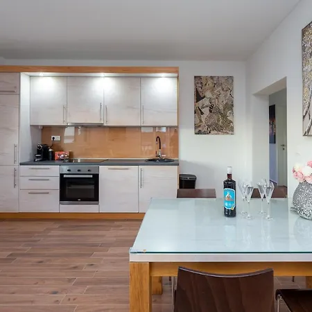 Rtina Appartements Апартаменты