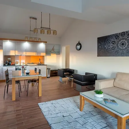 Rtina Appartements Apartman Rtina