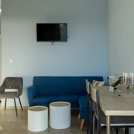 Rtina Appartements Апартаменты *
